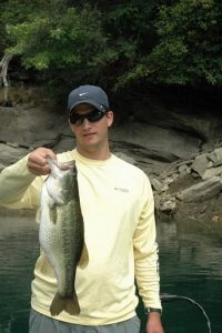 lake jocassee fishing trips